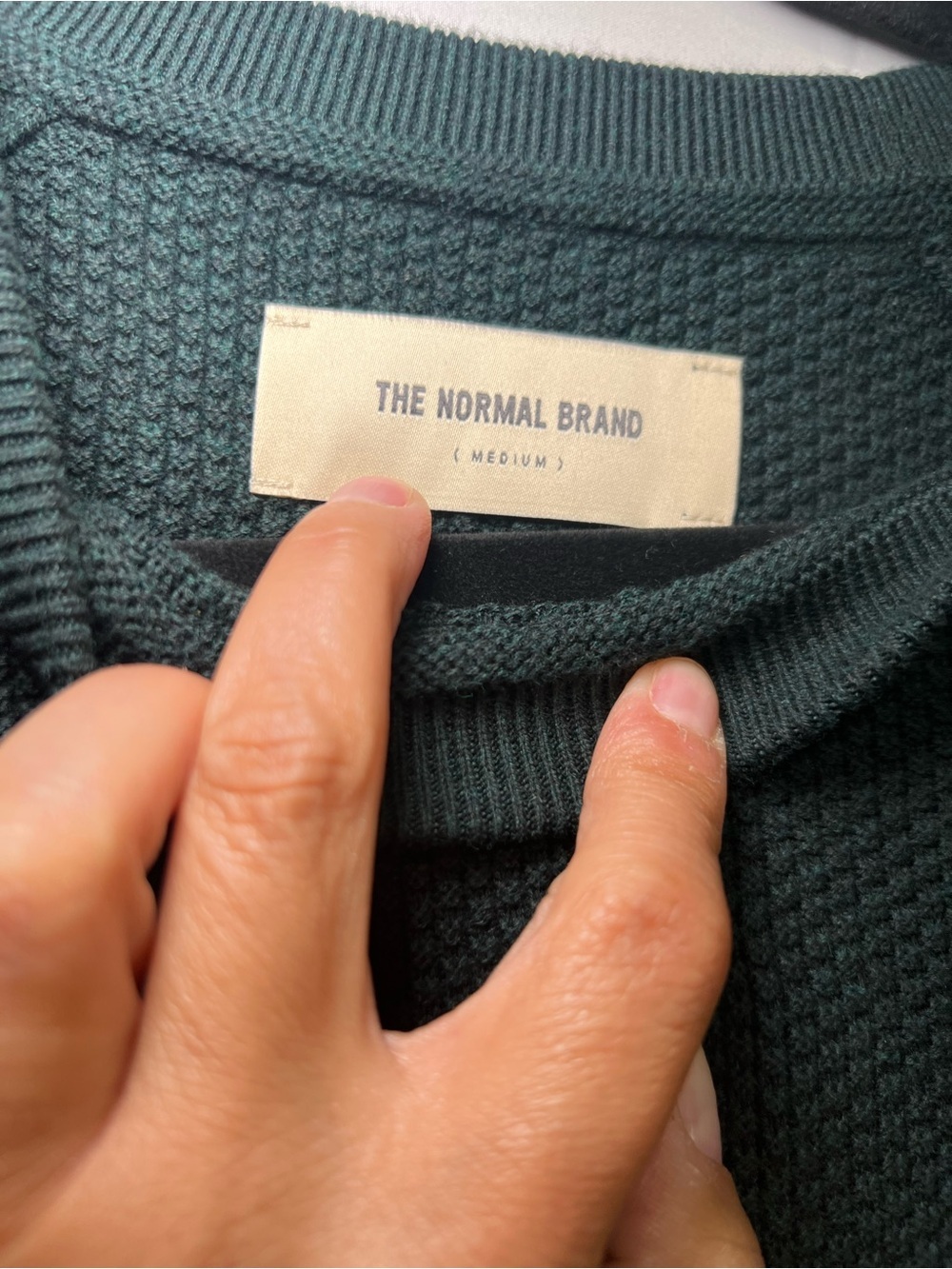 The Normal Brand Men’s Dark Green Textured Crewneck Sweater Medium - Picture 5 of 9